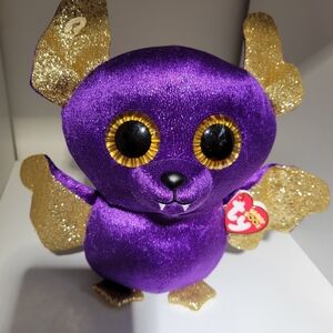 Ty Bat Stuffed Animal Count. Some Eye Scratch As Shown